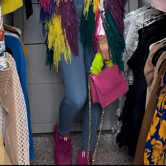 Pink Croc-Embossed Top-Handle Bag with Lime Faux-Fur Handle - Picture 6 of 6